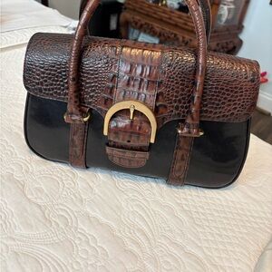 Elegant Brown and Black Leather Brahmin Handbag